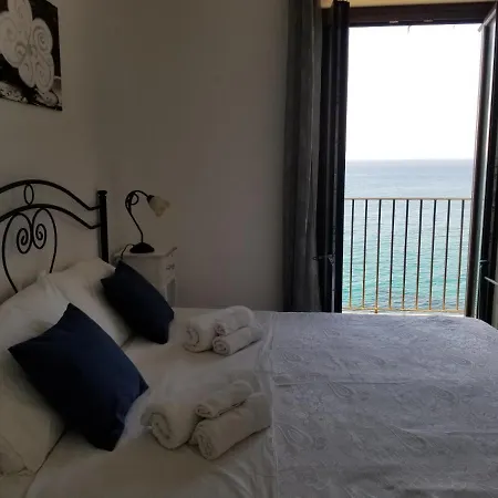 Hébergement de vacances Tra La Rocca E Il Mare Cefalù
